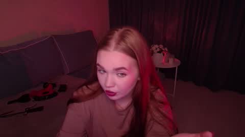 Emmi online show from September 2025 06:31:01 PM