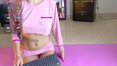 Snapshot of emiryann chatting on October 2025 12:31:01 AM Eimy online show from October 2025 12:31:01 AM