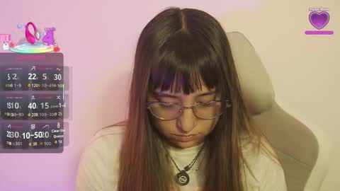 Snapshot of emitaa17228 chatting on October 2025 07:43:01 PM emma online show from October 2025 07:43:01 PM