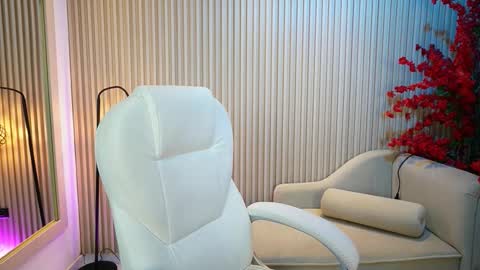 emma__walkerr_ online show from October 2025 07:22:01 PM