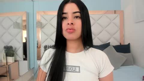 Emma Castillo online show from September 2025 04:58:01 AM