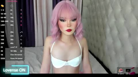 emma_fox23 online show from November 2025 05:13:02 PM