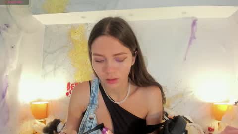 Snapshot of emma_jhoons chatting on October 2025 11:03:01 AM emma_jhoons online show from October 2025 11:03:01 AM