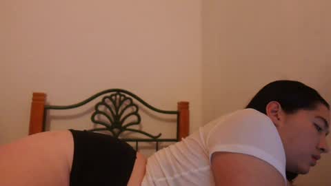 Snapshot of emma_johnson_ chatting on October 2025 02:09:02 AM emma_johnson_ online show from October 2025 02:09:02 AM