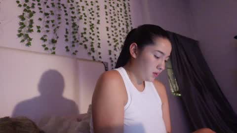 Snapshot of emma_johnson_ chatting on October 2025 04:46:02 AM emma_johnson_ online show from October 2025 04:46:02 AM