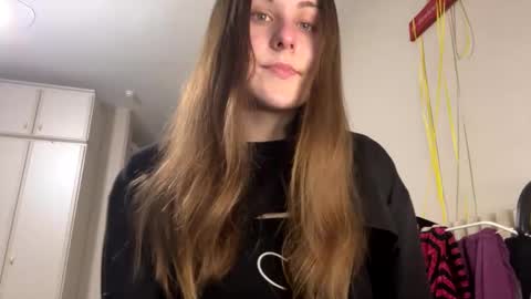 emma_just online show from January 2025 12:20:01 PM