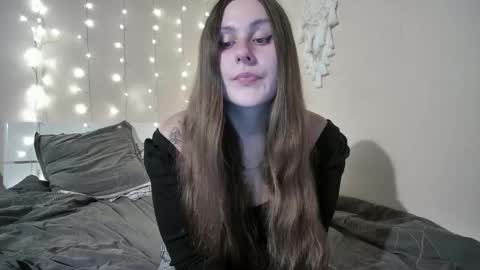 emma_just online show from September 2025 04:34:01 PM