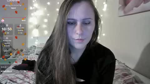 emma_just online show from November 2025 08:26:01 AM