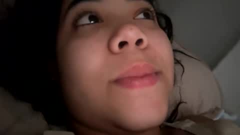 Snapshot of emma_lean chatting on December 2024 12:27:02 PM whises lits online show from December 2024 12:27:02 PM