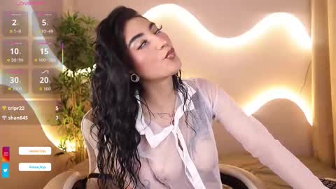 Emma online show from October 2025 04:37:02 AM