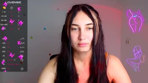 Emma online show from September 2025 05:53:02 AM