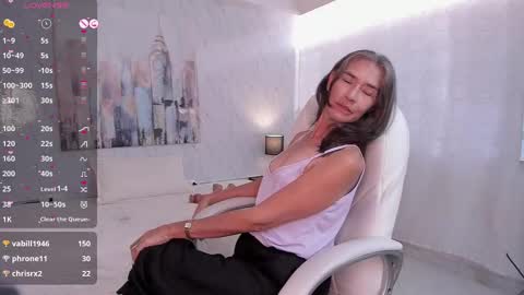 Emma  online show from December 2024 03:28:02 PM