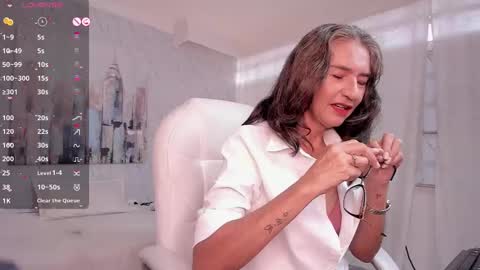 Emma  online show from December 2024 12:27:02 PM