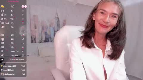 Emma  online show from December 2024 03:33:01 PM