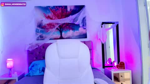 Emma Monserratt online show from October 2025 07:45:02 PM