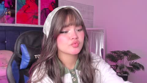 EMMA online show from January 2025 03:01:02 AM