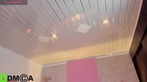 Snapshot of emma_rossi7 chatting on November 2025 10:04:02 AM Emma online show from November 2025 10:04:02 AM