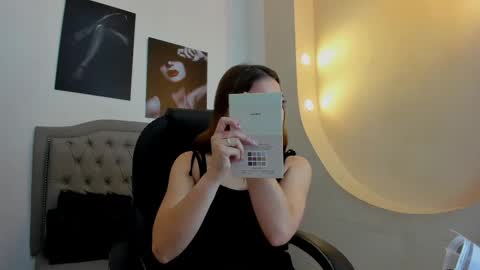 emma online show from September 2025 03:53:01 AM