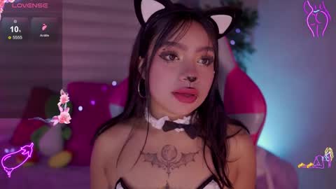 Snapshot of emma_soffia_ chatting on October 2025 05:41:02 PM EMMA online show from October 2025 05:41:02 PM