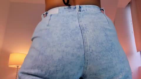 Ema online show from February 2025 11:39:02 AM