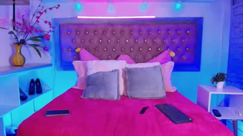 Snapshot of emma_wilder chatting on October 2025 10:08:01 PM neko online show from October 2025 10:08:01 PM