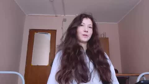 Emma online show from November 2025 11:20:02 AM