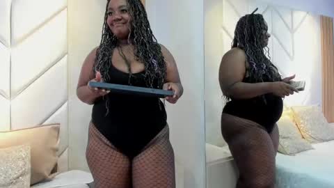 Snapshot of emmabrantt_ chatting on October 2025 04:35:02 AM EmmaBrantt online show from October 2025 04:35:02 AM