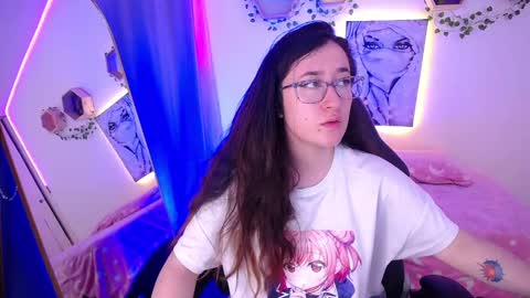 Emma Claire online show from September 2025 10:09:02 PM