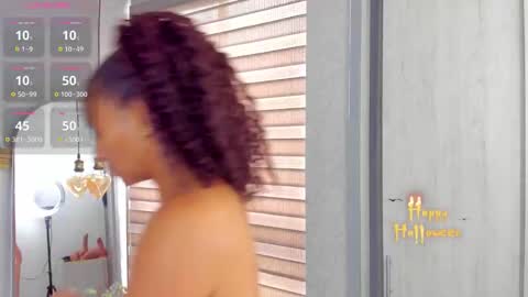  Emma Ferrary  online show from October 2025 04:39:01 PM