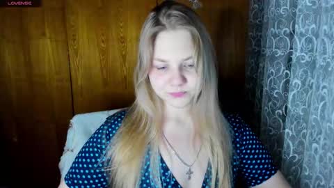 Snapshot of emmafrizea chatting on October 2025 08:43:02 PM Hello Im newMake me cumPVT 12tk for min ALL INCLUSIVE online show from October 2025 08:43:02 PM