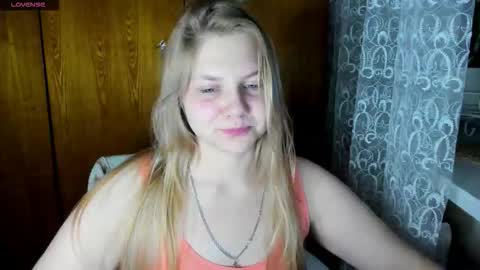 Snapshot of emmafrizea chatting on October 2025 10:34:02 PM Hello Im newMake me cumPVT 12tk for min ALL INCLUSIVE online show from October 2025 10:34:02 PM