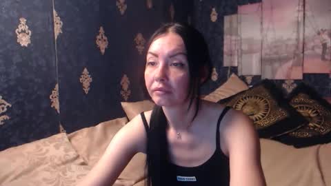 Snapshot of emmagoldx chatting on October 2025 04:57:02 AM EmmaGoldX online show from October 2025 04:57:02 AM