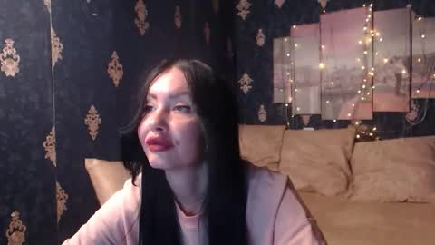 Snapshot of emmagoldx chatting on November 2025 09:32:01 AM EmmaGoldX online show from November 2025 09:32:01 AM