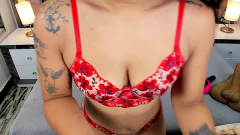 EMMA HILL online show from December 2024 06:17:02 PM