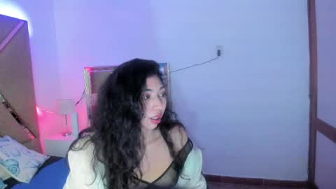 Snapshot of emmaskinny_ chatting on October 2025 02:50:01 PM Emma online show from October 2025 02:50:01 PM