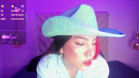 Emma online show from October 2025 02:56:01 AM