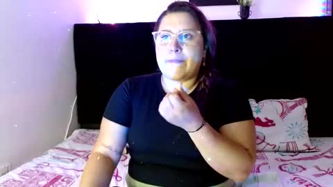 emmatower online show from September 2025 07:36:02 PM
