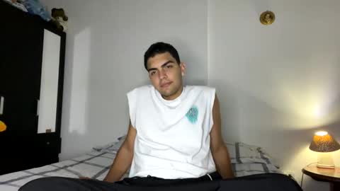 Snapshot of emmett_00 chatting on October 2025 06:02:02 AM emmett_00 online show from October 2025 06:02:02 AM