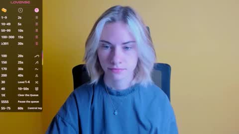 Snapshot of emmi_rossum chatting on September 2025 05:12:01 AM Emmi online show from September 2025 05:12:01 AM