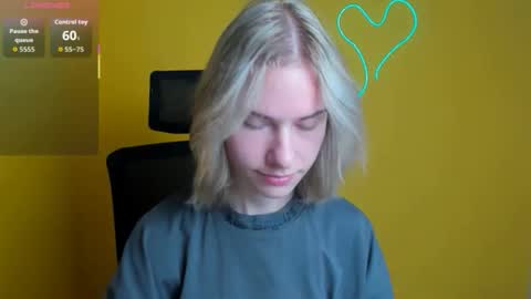 Snapshot of emmi_rossum chatting on October 2025 11:20:02 AM Emmi online show from October 2025 11:20:02 AM