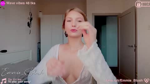 Emily online show from September 2025 06:25:02 AM