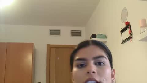 Snapshot of emmie_xxx chatting on November 2025 02:29:02 PM emmie online show from November 2025 02:29:02 PM