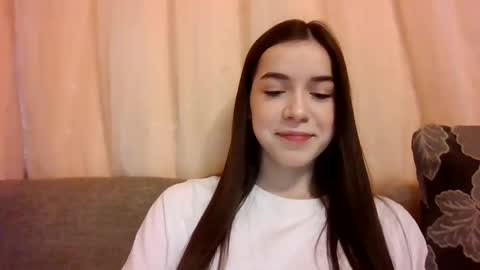emmy_huff online show from December 2024 04:09:01 PM