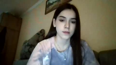 emmy_huff online show from December 2024 06:00:02 PM