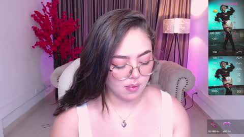 Emmy Walker online show from January 2025 11:02:02 AM