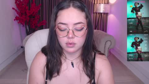 Emmy Walker online show from January 2025 11:02:02 AM