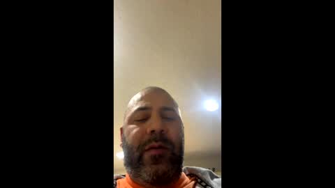 Snapshot of emoney04 chatting on January 2025 01:42:02 AM emoney04 online show from January 2025 01:42:02 AM