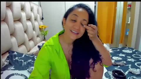 emperatriztapia online show from February 2025 12:32:01 AM