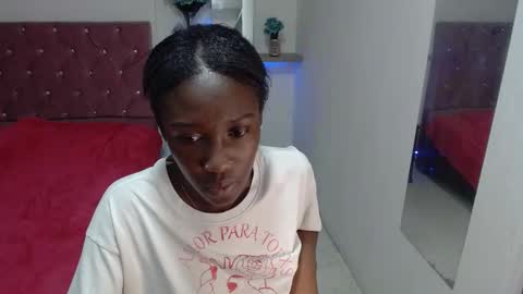 emyfuckhard online show from November 2025 04:17:02 PM