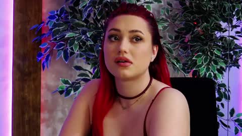 Snapshot of emyhilton_ chatting on February 2025 11:55:02 AM Emy online show from February 2025 11:55:02 AM